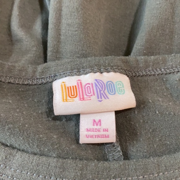 Lularoe Carly - Picture 2 of 2